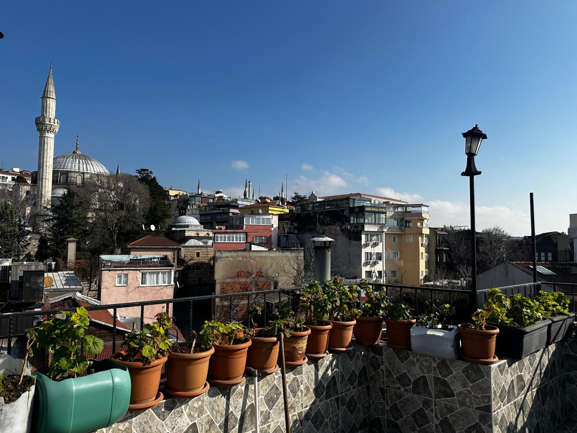 Yakut Old Hotel Истанбул Екстериор снимка